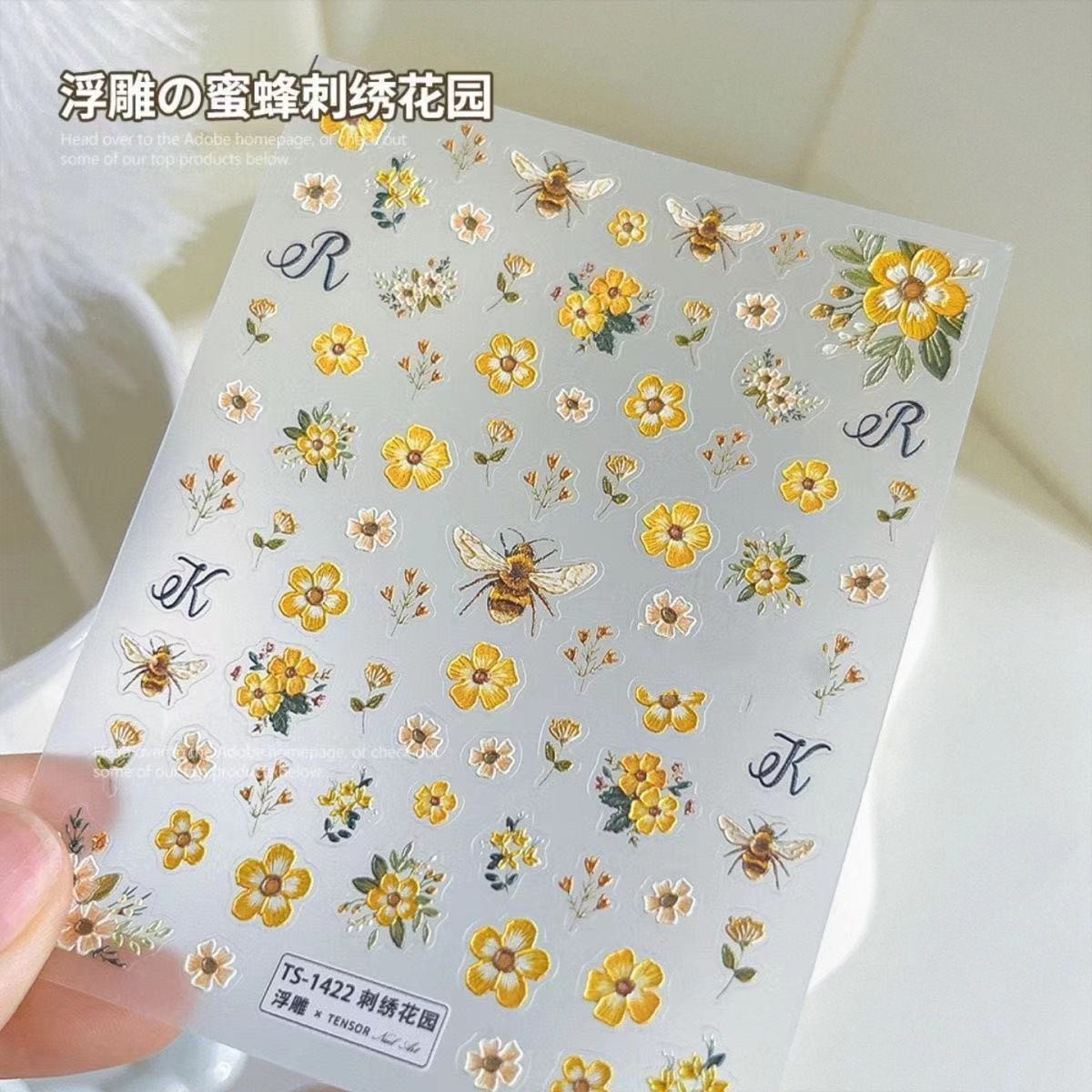 Nail Art Viral - Viral Floral Bee Nail Art Stickers1pcs