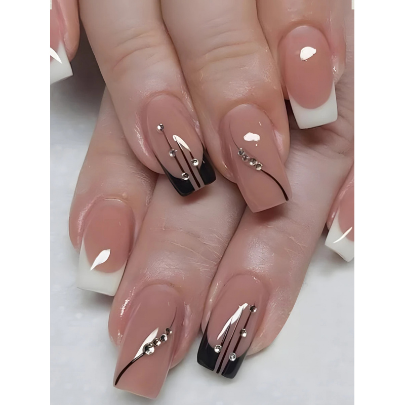Nail Art Quirky - 24pcs/Set Long Square Black & White