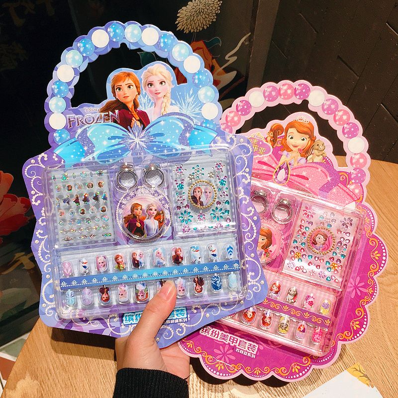 Disney Children's Nail Sticker - مراجعة Nail Art Quirky وسعره