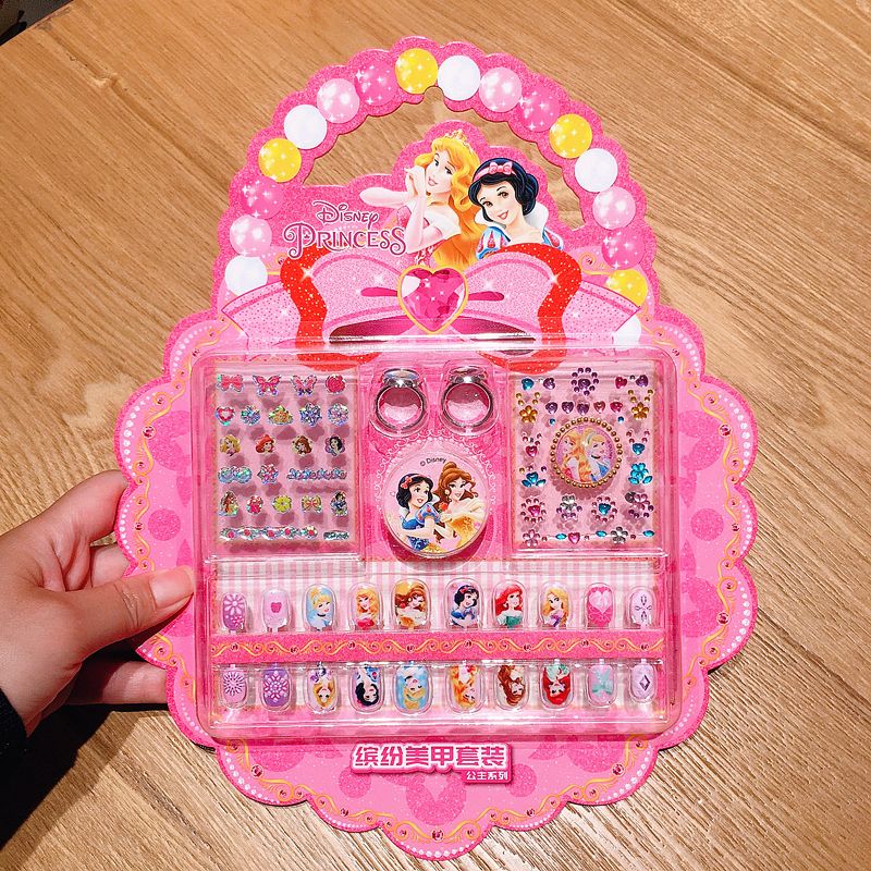 Disney Children's Nail Sticker - مراجعة Nail Art Quirky وسعره