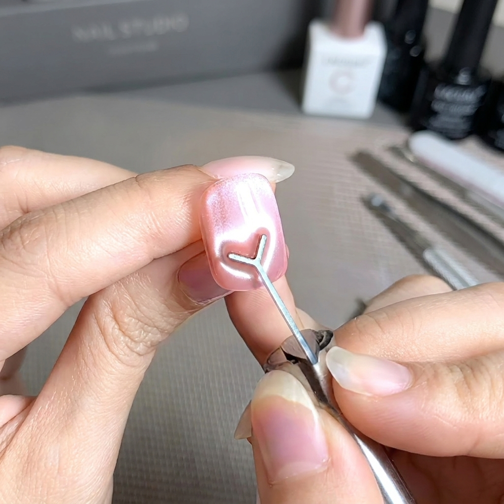 Multifunctional Cat Eye Magnet - مراجعة Nail Art Viral وسعره