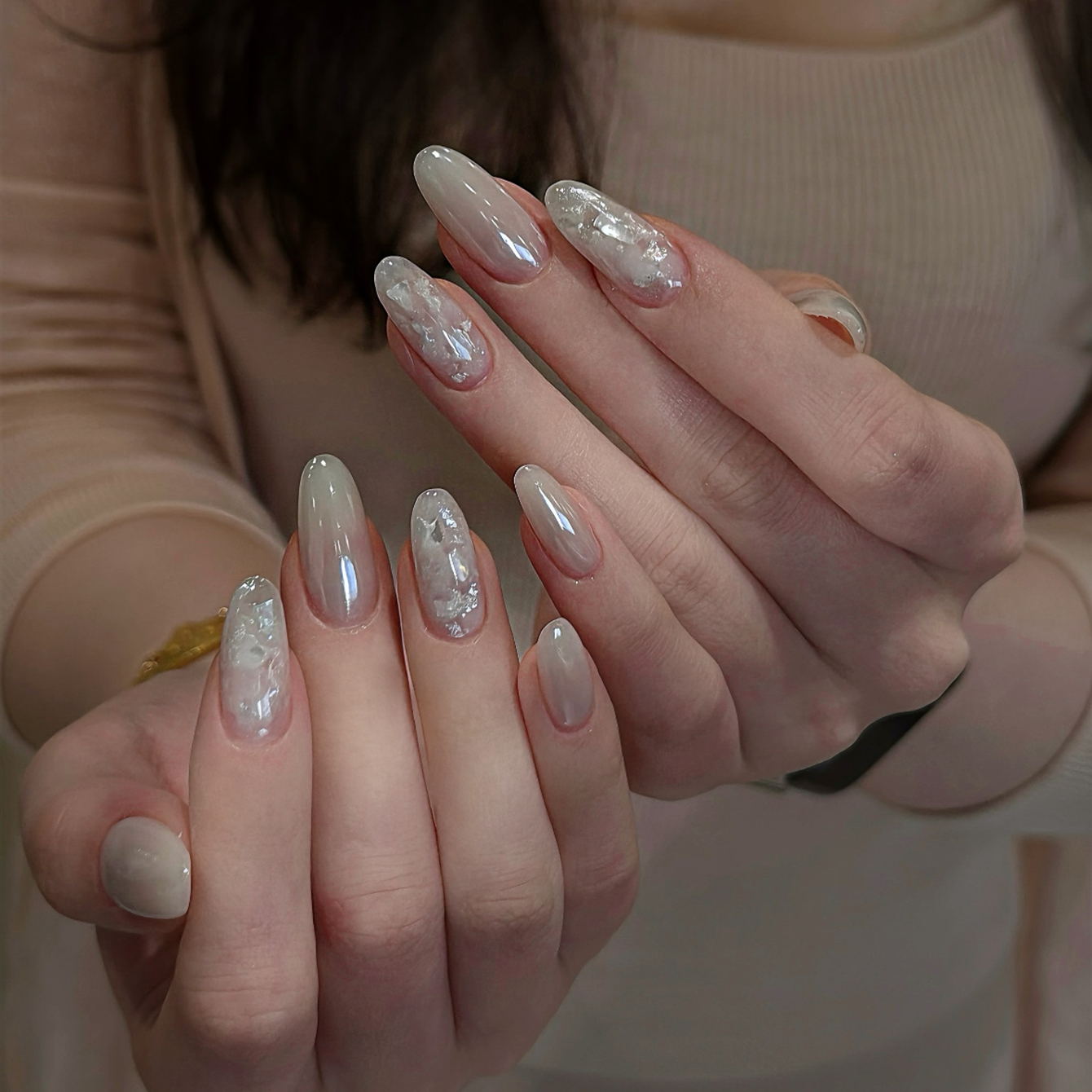 MIANEL Viral Aurora Mermaid Sh - مراجعة Nail Art Viral وسعره